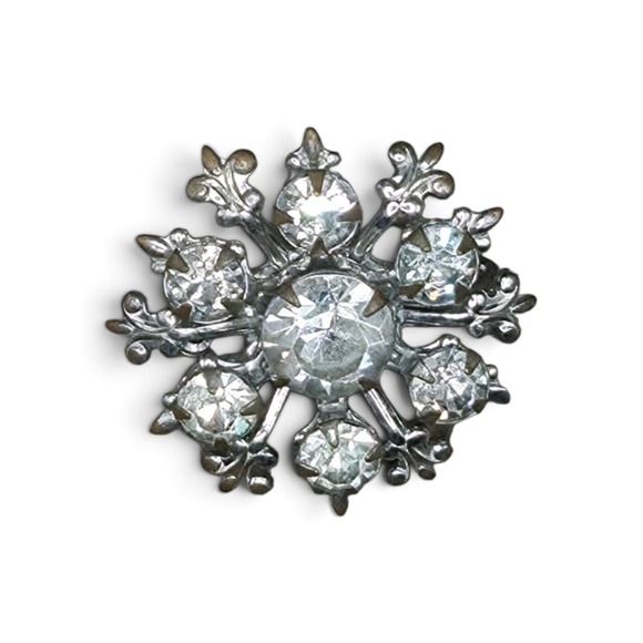 Unbranded Jewelry - Unbranded Snowflake Brooch Women OS Silver Excellent Rhinestone Crystal Pin